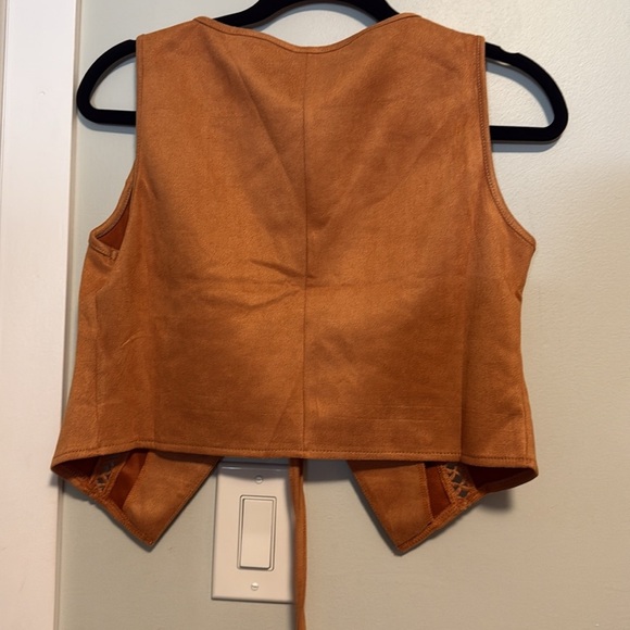 Cognac Brown Lace-Up Faux Suede Faux Leather Vest - medium - western boho - Picture 4 of 5